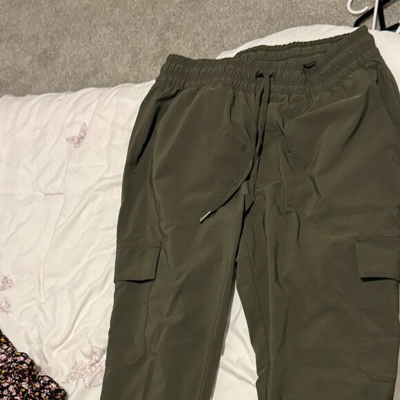 (Bundle) 4 Denim Jeans, 1 Trouser, and 1 Workout Pants (Small/Medium Sizes) - Picture 7 of 7